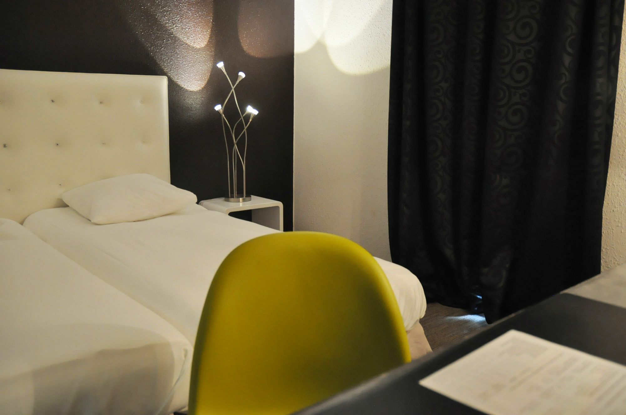 Enzo Hotels Diane - Logis Amneville Luaran gambar